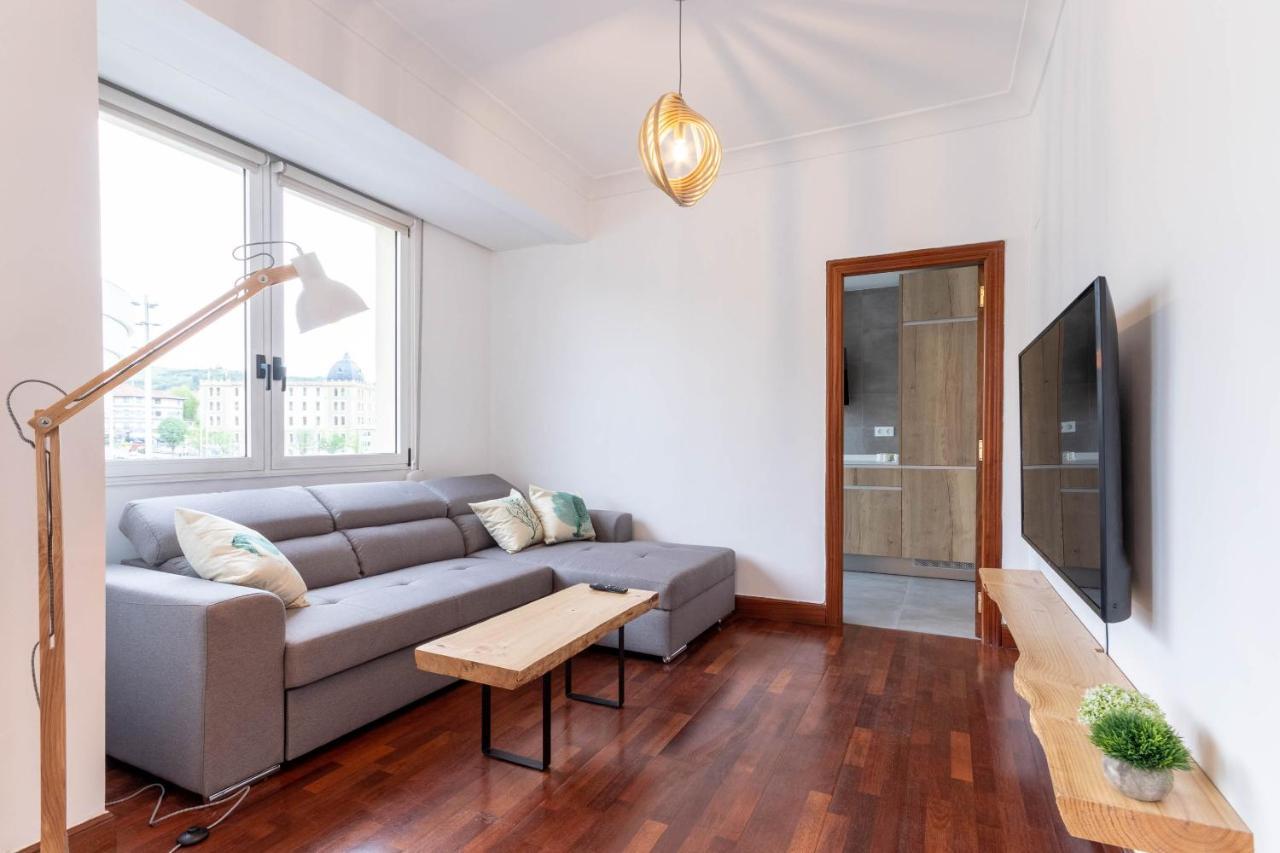 Apartamento Con Vistas Al Estadio San Mames Бильбао Экстерьер фото
