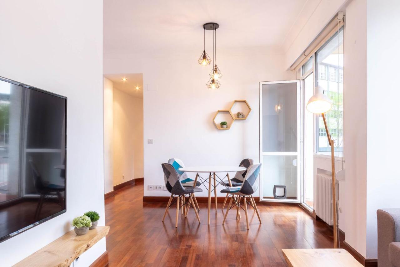 Apartamento Con Vistas Al Estadio San Mames Бильбао Экстерьер фото