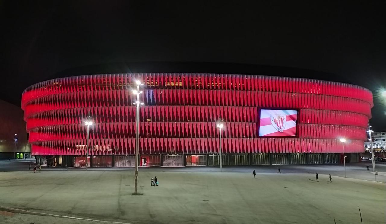 Apartamento Con Vistas Al Estadio San Mames Бильбао Экстерьер фото